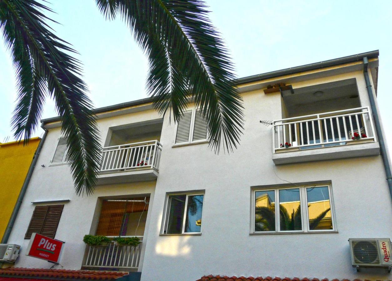 Apartments By The Sea Drvenik Donja Vala, Makarska - 6756 Exterior photo